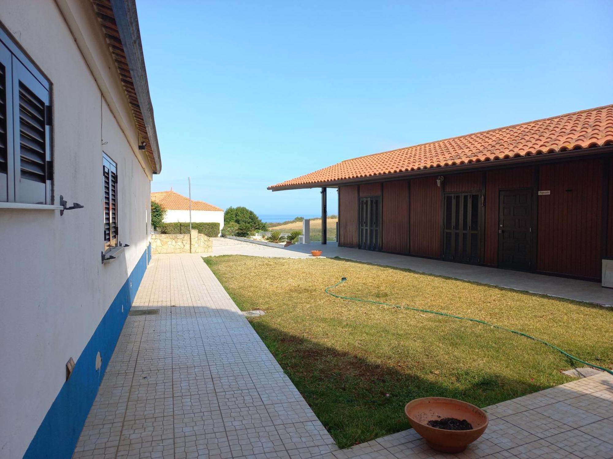 Casa Do Portao Azul - Salmonete Apartment Atouguia Da Baleia Luaran gambar